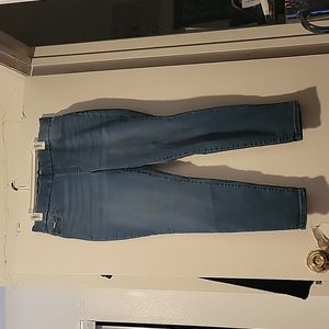 NWOT nine west Heidi pull-on skinny jeggings